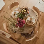 Miedzy Lasem, Polem A Jeziorem - Na Mazurach *