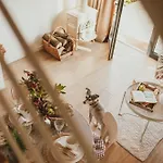 Miedzy Lasem, Polem A Jeziorem - Na Mazurach