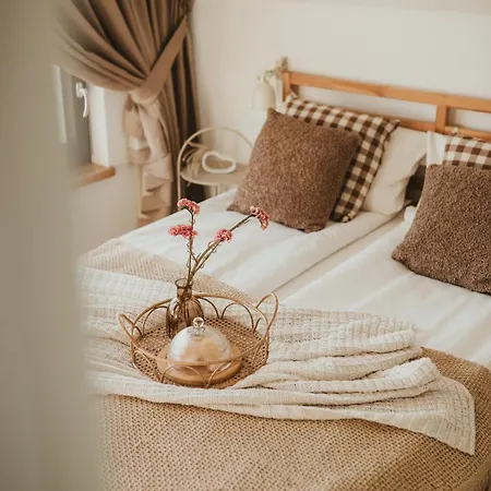 Miedzy Lasem, Polem A Jeziorem - Na Mazurach Prázdninový dům